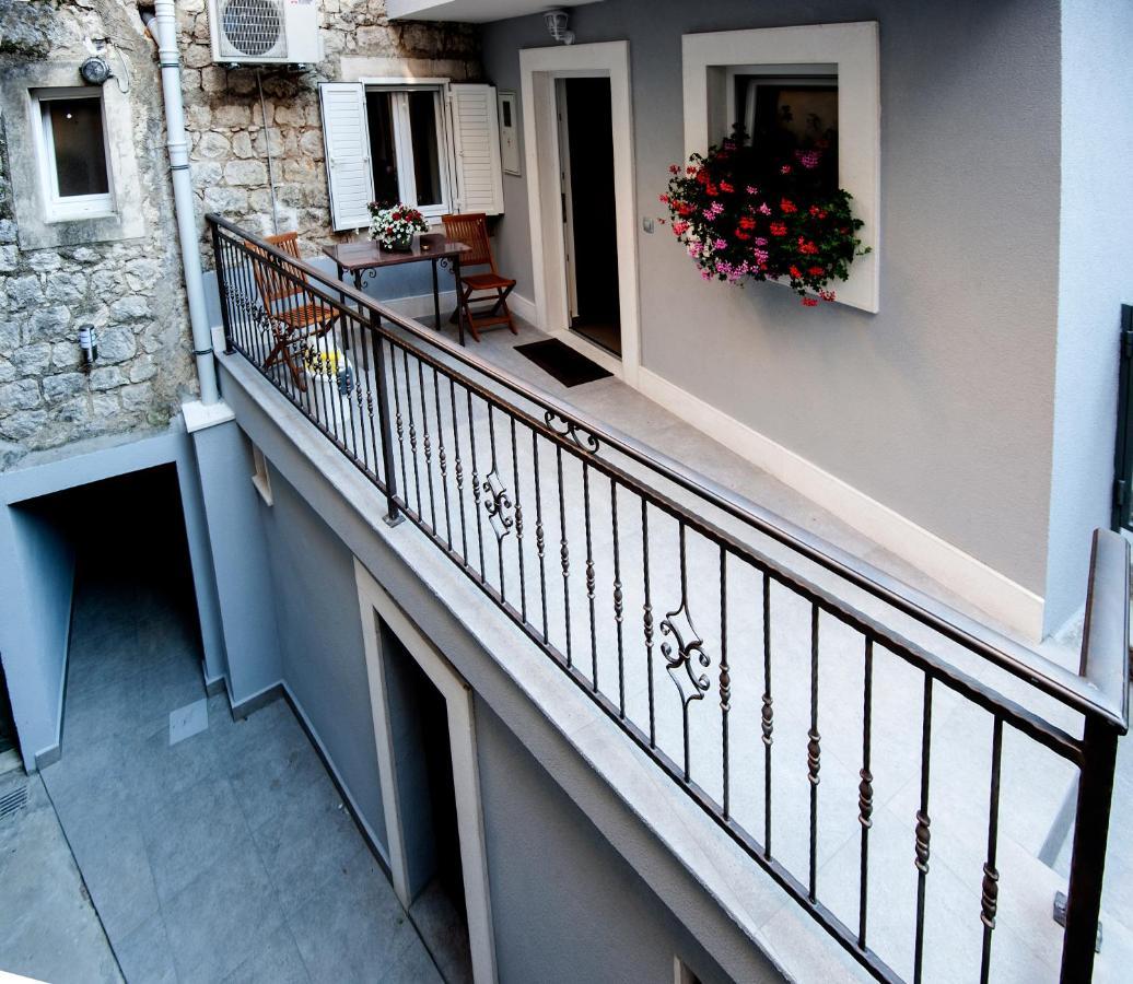 Apartment Antea Sinj Exterior foto